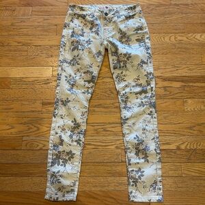 1st Kiss Skinny Jeans with Floral Pattern - Cream and Gray size 5